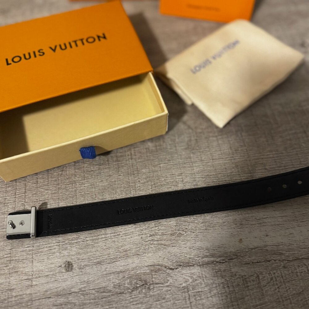 LV Slim Bracelet Monogram Eclipse - image 4